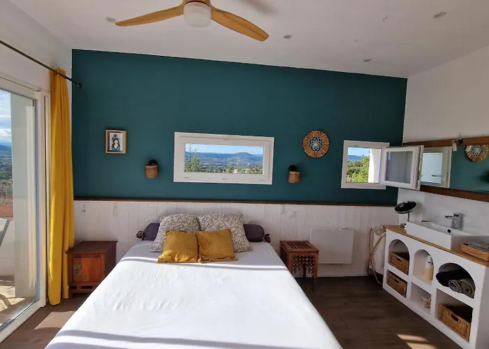 Reve D\'Escapade Chambre Avec Vue Sublime Sur Les Cevennes Ardechoises